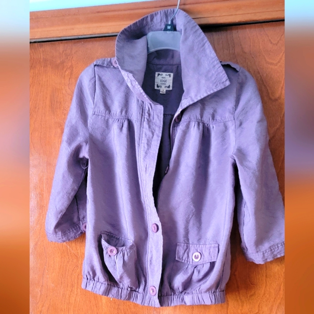 Super lightweight almost sheer Purple top/jacket. It has a shimmer to it.